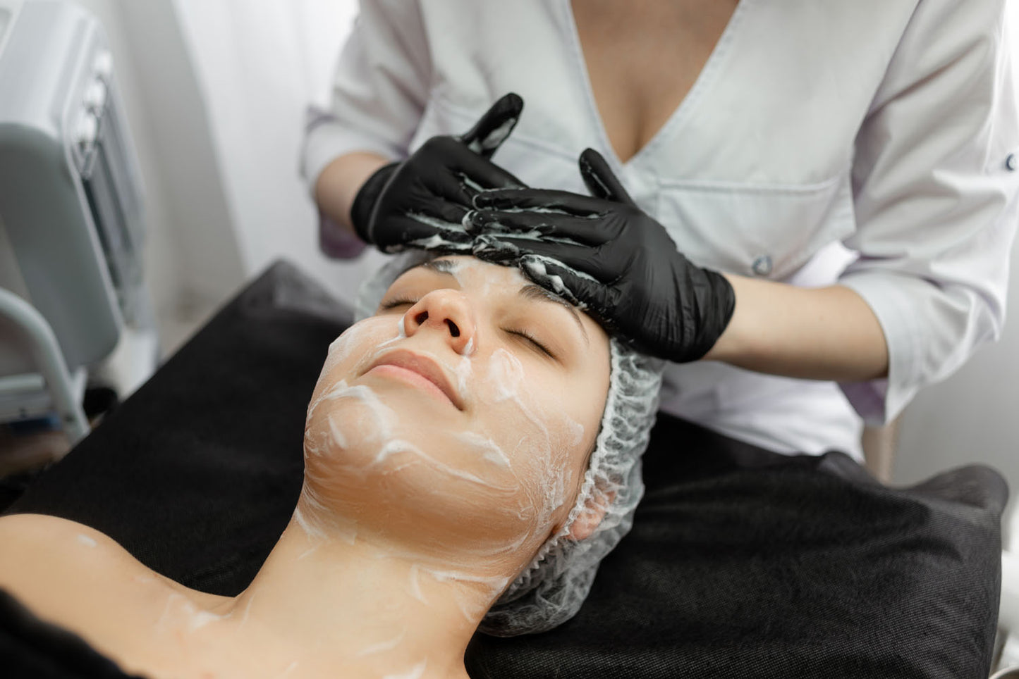 I Peel & O2 Lift Treatments